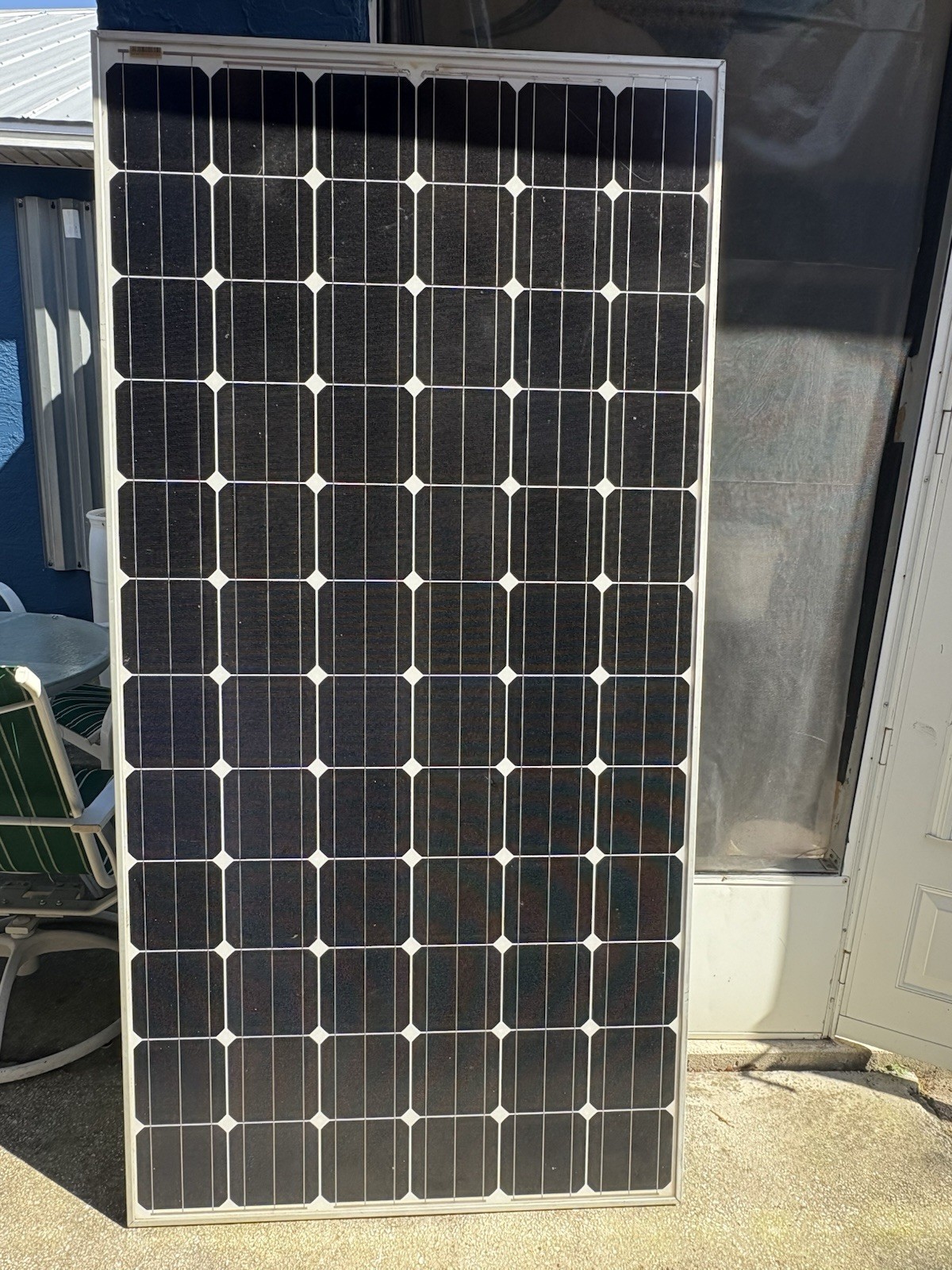 Sharp Monocrystalline Solar Panel for Home/Garden Outdoor Use