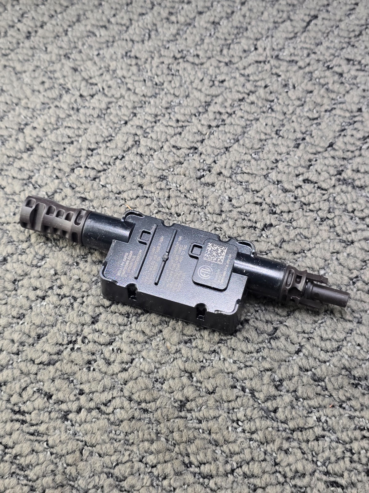 Tesla 1879359-15-B 0-165V 15A Mid-Circuit Interrupter MCI-2 PV Rapid Shutdown