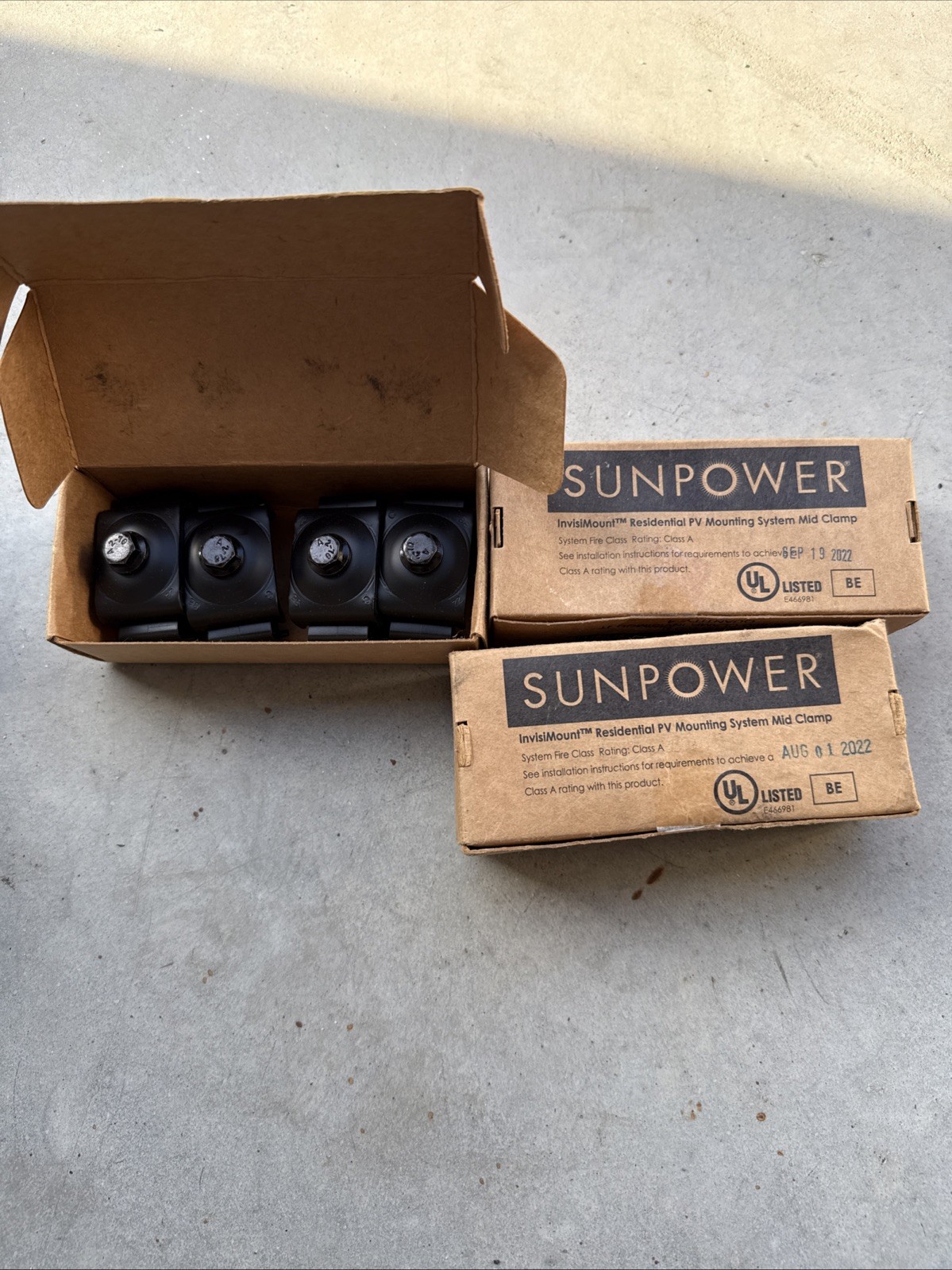 SunPower Invisimount Solar Mid Clamp — Quantity 12