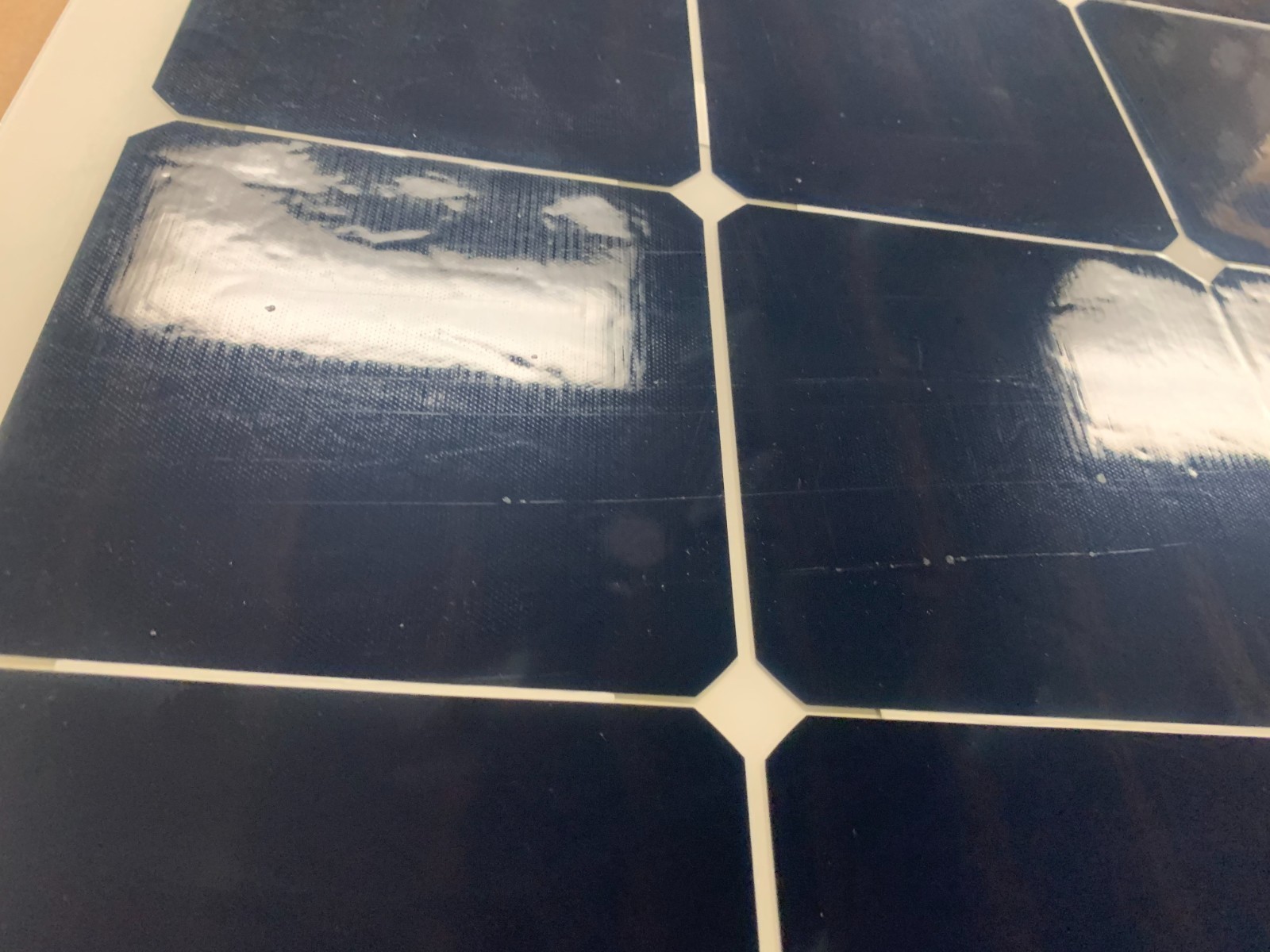 SunPower 100W Flexible Solar Panel – Maxeon Cells – B-Stock Cosmetic Seconds