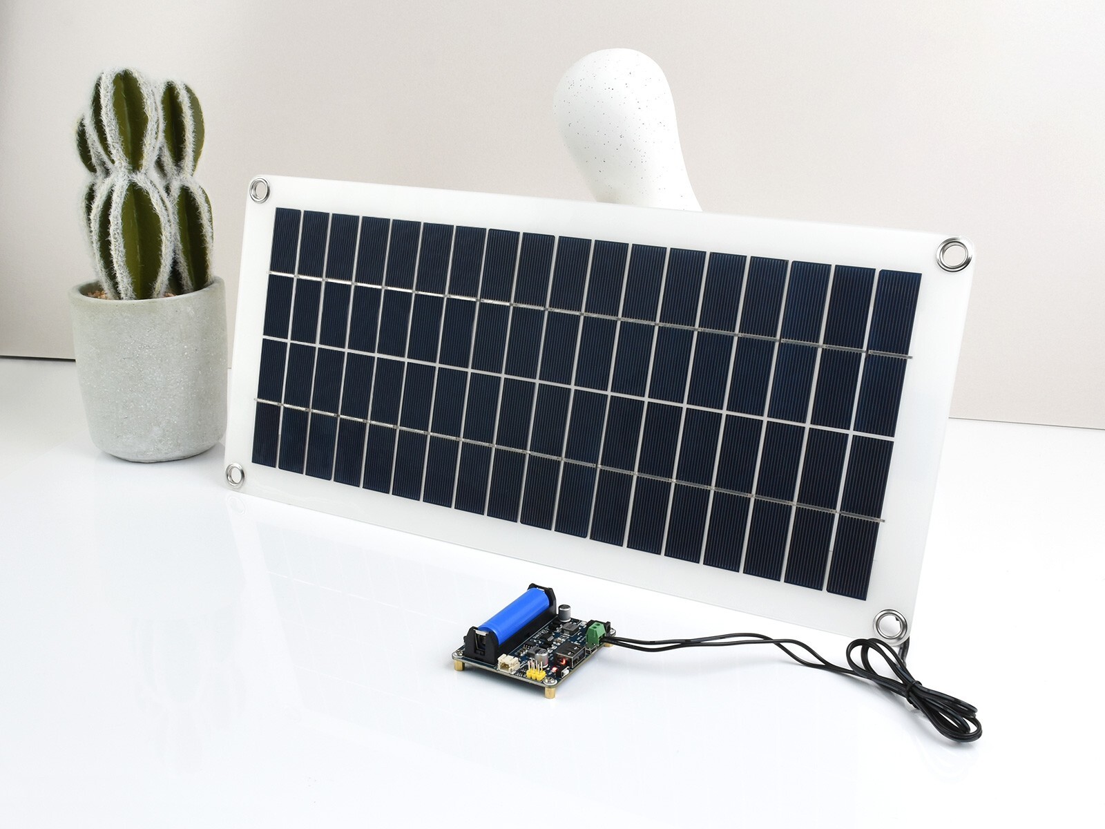 Waveshare 18V 10W Semi-flexible Polycrystalline silicon Solar Panel Supports 5V