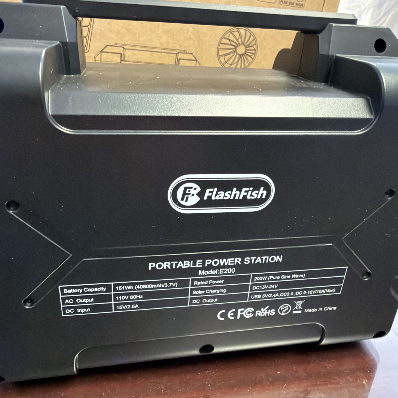 Flashfish Portable Solar Generator E200