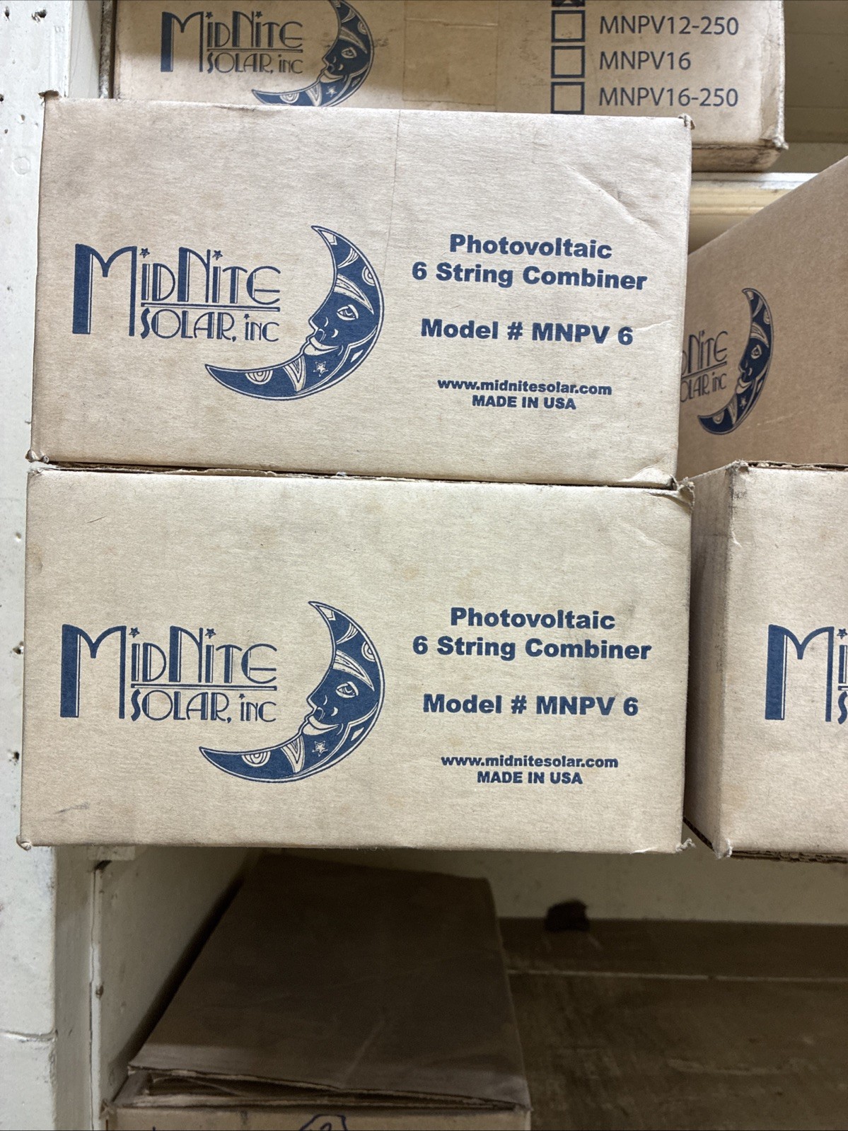 MIDNITE SOLAR MNPV 6 Photovoltaic 6 String Combiner