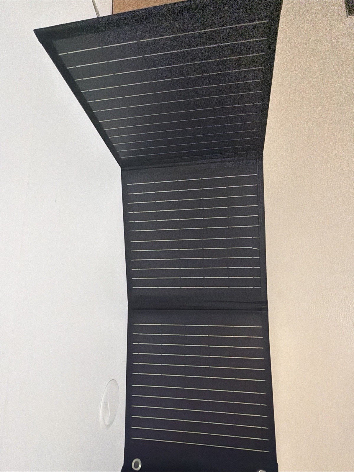 Foldable Solar Panel 30 Watts – DC Output 18v 1.6A