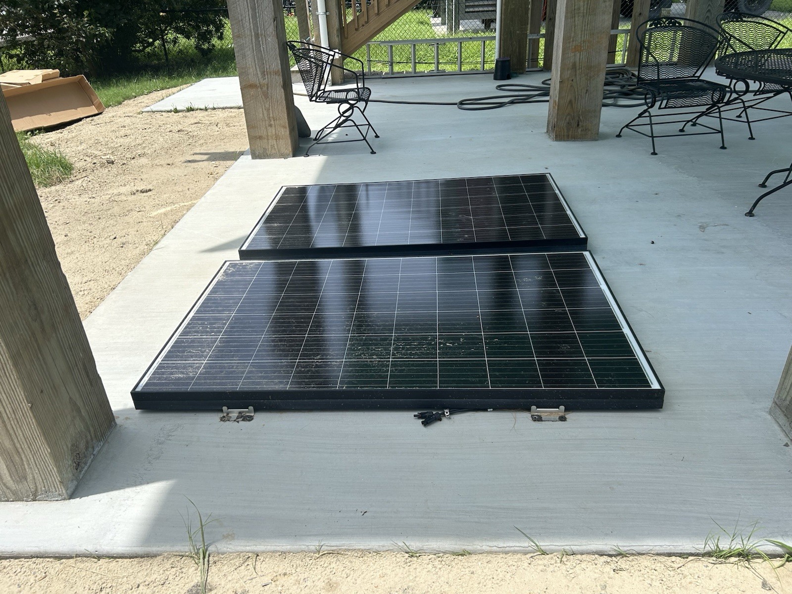 Renogy Solar Panels 1PCS 320 Watt Solar Panel; monocrystaline